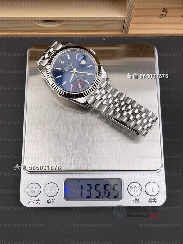 蓝盘日志终极进化!VS厂V2版41mm实测:白金狗牙圈折射绝了,丹东3235机芯细节拉满 | 奈斯探表 蓝盘日志终极进化!VS厂V2版41mm实测:白金狗牙圈折射绝了,丹东3235机芯细节拉满 | 奈斯探表