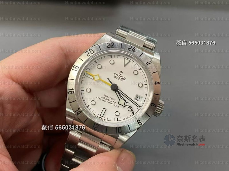 39mm小表径逆袭！ZF厂帝舵79470实测：T-fit快调救我狗命，通勤党闭眼入 | 奈斯探表