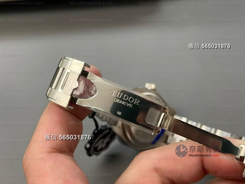 39mm小表径逆袭！ZF厂帝舵79470实测：T-fit快调救我狗命，通勤党闭眼入 | 奈斯探表