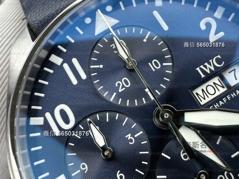 APS万国飞计搭载丹东一体机芯,摆轮位置修正到8点,复刻表终于不再一眼假! | 奈斯探表 APS万国飞计搭载丹东一体机芯,摆轮位置修正到8点,复刻表终于不再一眼假! | 奈斯探表