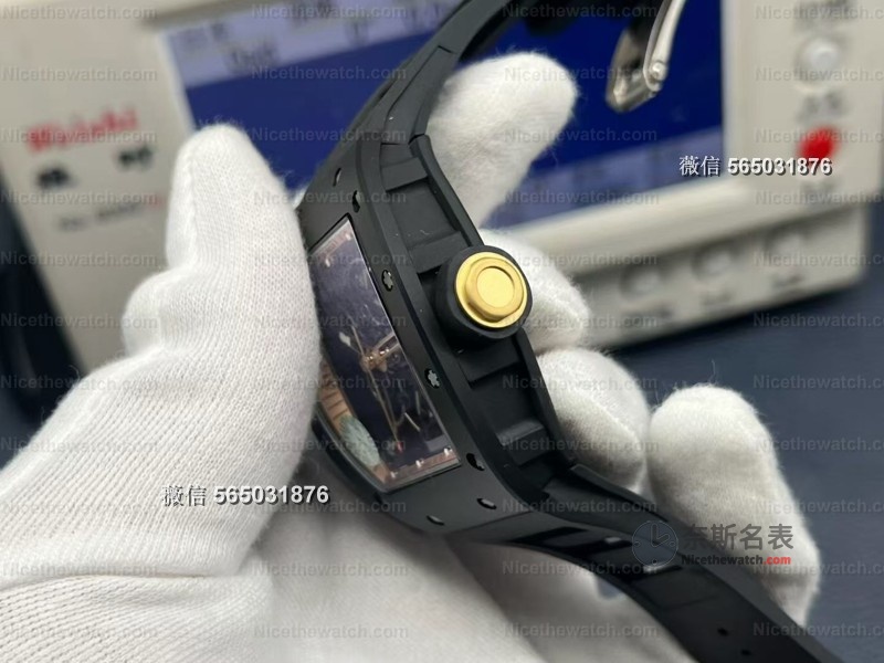 ZF 厂理查德米勒 RM-055 V3 深度评测：黑色陶瓷壳 + 一体机芯，硬核运动表首选？ | 奈斯探表