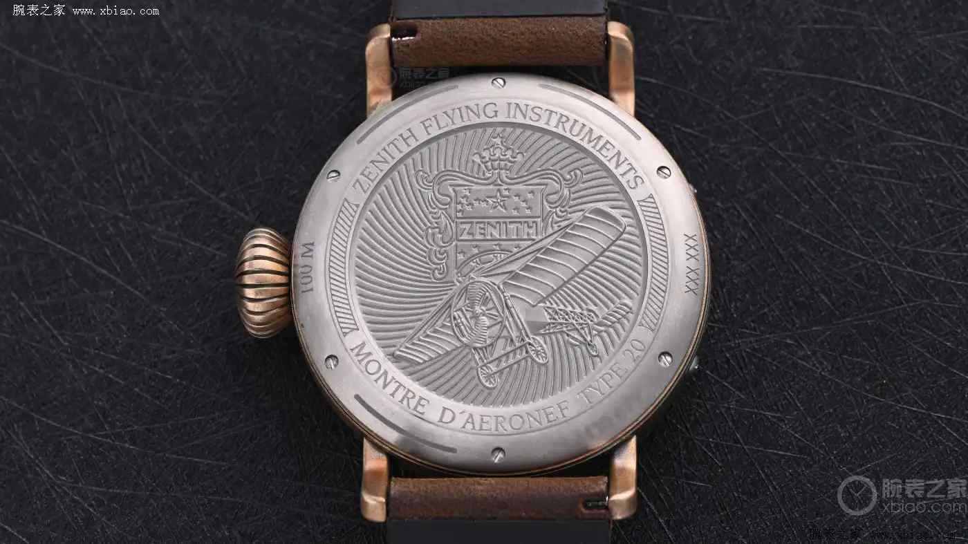 复古情怀VS现代美学！真力时飞行员系列新旧对比，哪款才是你的空中搭档？ | 奈斯探表