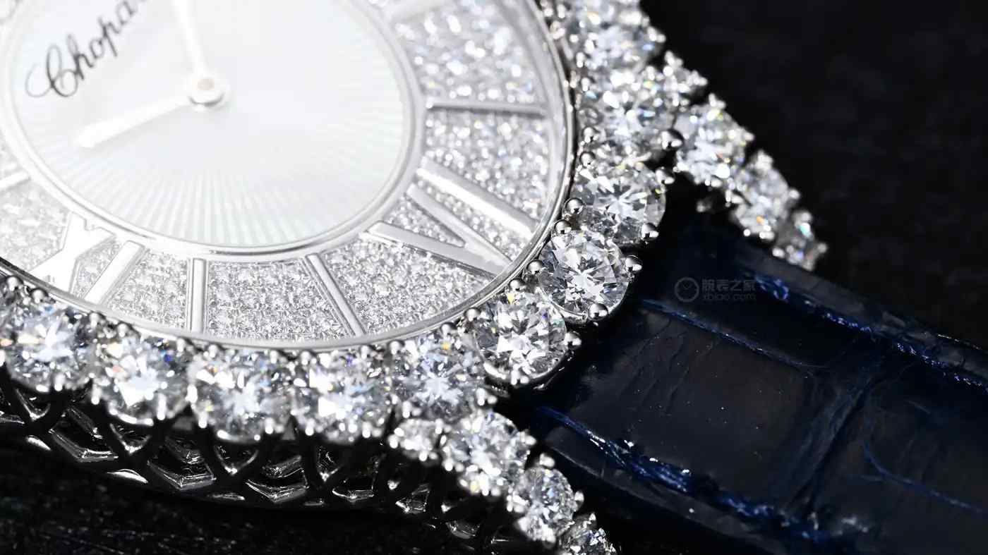 百万级萧邦钻表长啥样?椭圆白金壳+满钻镶嵌,珠宝腕表天花板来了 | 奈斯探表 百万级萧邦钻表长啥样?椭圆白金壳+满钻镶嵌,珠宝腕表天花板来了 | 奈斯探表