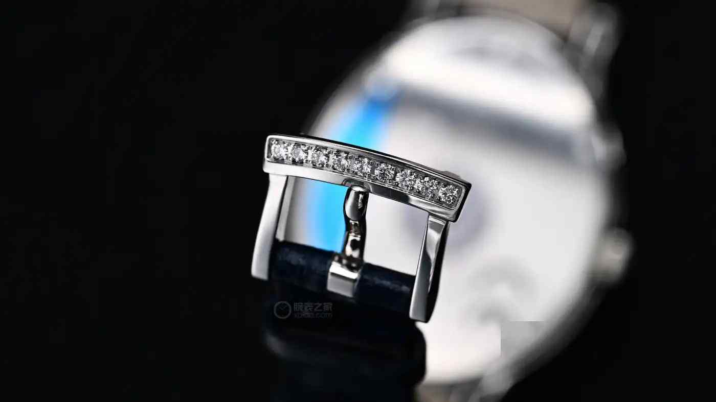 百万级萧邦钻表长啥样?椭圆白金壳+满钻镶嵌,珠宝腕表天花板来了 | 奈斯探表 百万级萧邦钻表长啥样?椭圆白金壳+满钻镶嵌,珠宝腕表天花板来了 | 奈斯探表