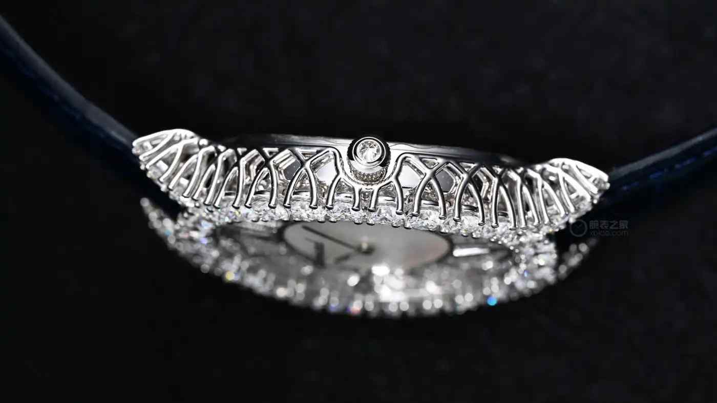 百万级萧邦钻表长啥样?椭圆白金壳+满钻镶嵌,珠宝腕表天花板来了 | 奈斯探表 百万级萧邦钻表长啥样?椭圆白金壳+满钻镶嵌,珠宝腕表天花板来了 | 奈斯探表
