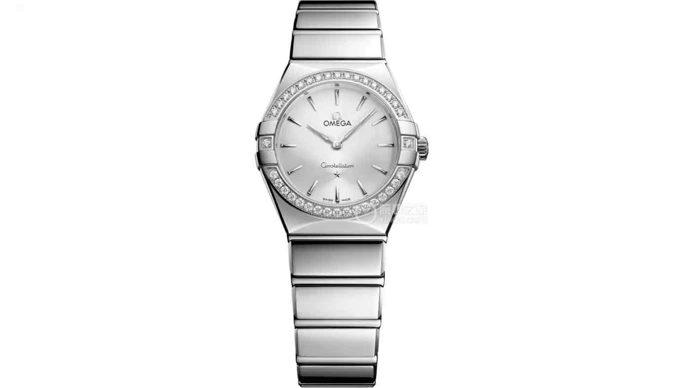 万元到十万级女表怎么选？春日赏花季，这三只闭眼入不踩雷 | 奈斯探表