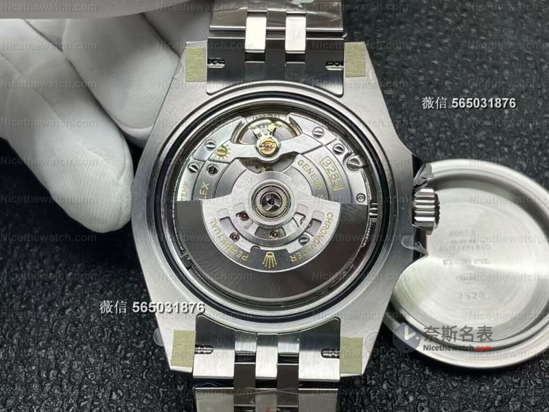 VS厂V3可乐圈实测:紫外线一照竟变全红?这款可变色圈口格林尼治太黑科技了! | 奈斯探表 VS厂V3可乐圈实测:紫外线一照竟变全红?这款可变色圈口格林尼治太黑科技了! | 奈斯探表