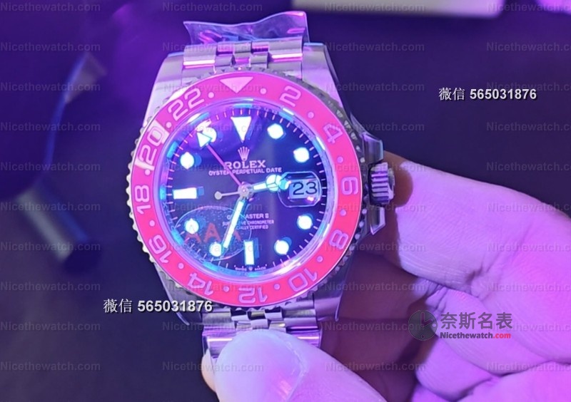 VS厂V3可乐圈实测:紫外线一照竟变全红?这款可变色圈口格林尼治太黑科技了! | 奈斯探表 VS厂V3可乐圈实测:紫外线一照竟变全红?这款可变色圈口格林尼治太黑科技了! | 奈斯探表