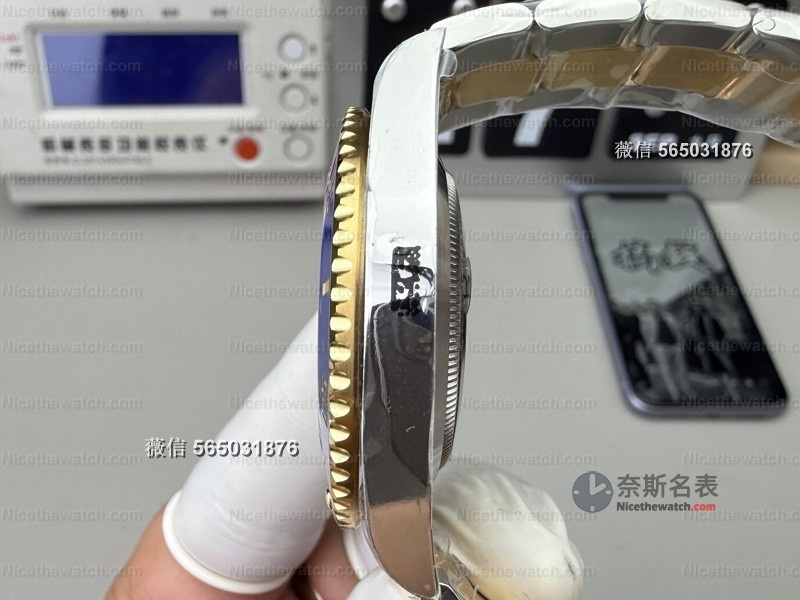 间金蓝水鬼终极进化！VS厂V2配重版实测180克，丹东3235机芯+电镀金工艺太顶了 | 奈斯探表