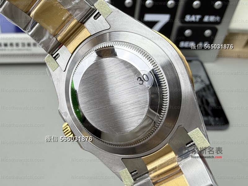 间金蓝水鬼终极进化！VS厂V2配重版实测180克，丹东3235机芯+电镀金工艺太顶了 | 奈斯探表