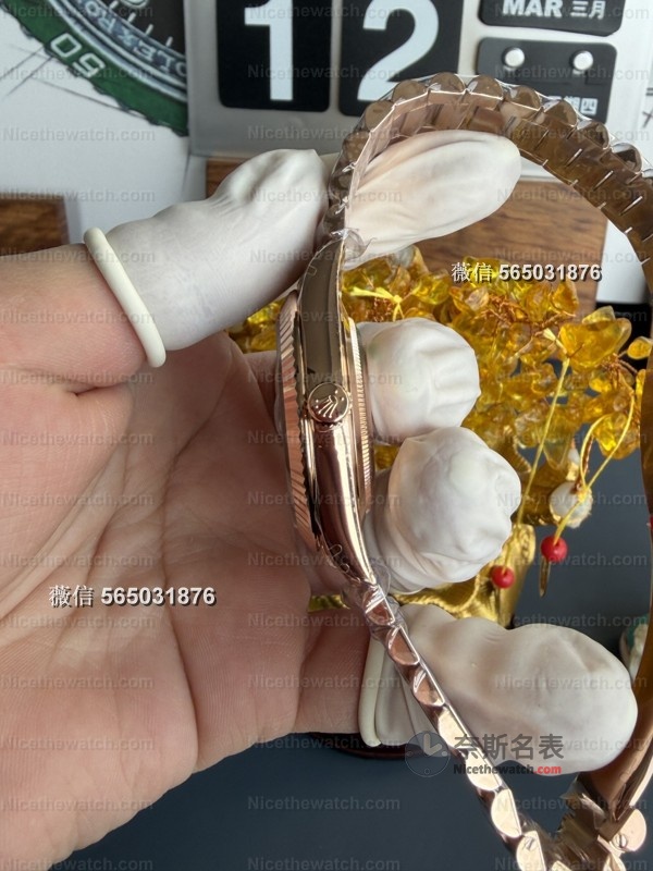 VS厂劳力士DD玫瑰金绿盘V2实测:182克真实压手感,丹东3255机芯到底有多能打? | 奈斯探表 VS厂劳力士DD玫瑰金绿盘V2实测:182克真实压手感,丹东3255机芯到底有多能打? | 奈斯探表