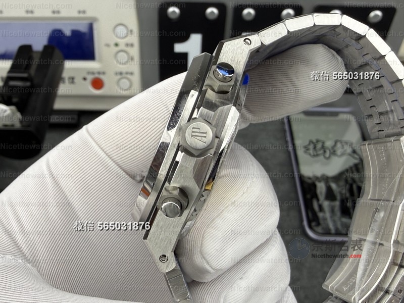 章鱼哥实测：APS厂爱彼26240蓝钢款，4401一体机芯能否复刻“皇家橡树”的深邃蓝？ | 奈斯探表