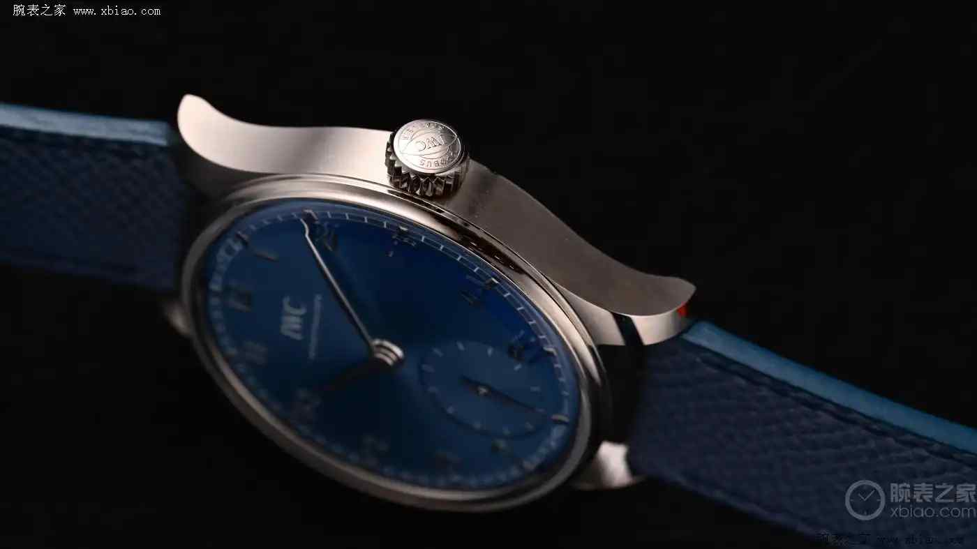 春夏通勤天花板！万国白金冰蓝葡计，这抹蓝让精钢瞬间不香了 | 奈斯探表