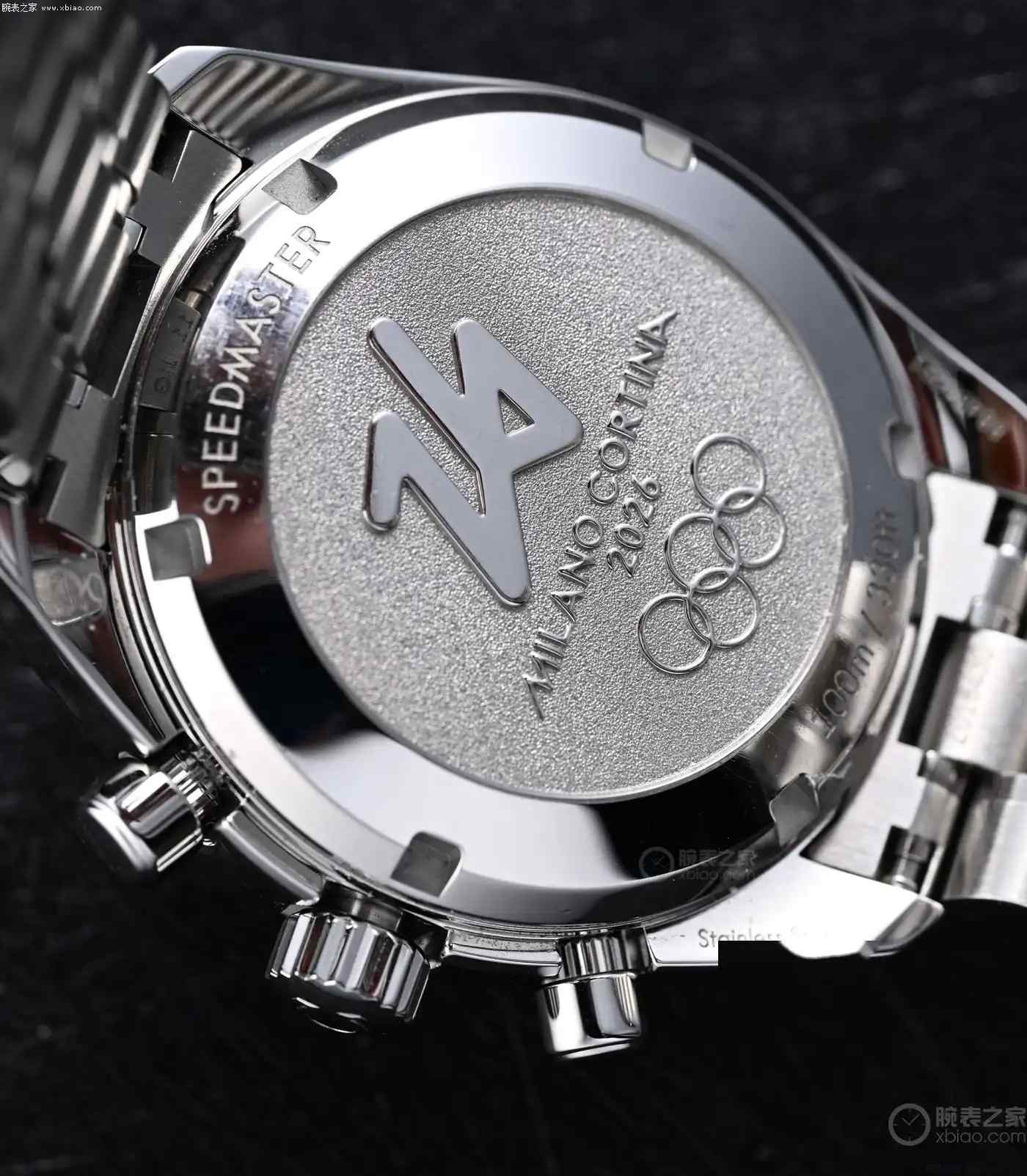 4万级封神！欧米茄冰雪超霸登场，米兰冬奥会特别款颜值炸裂 | 奈斯探表