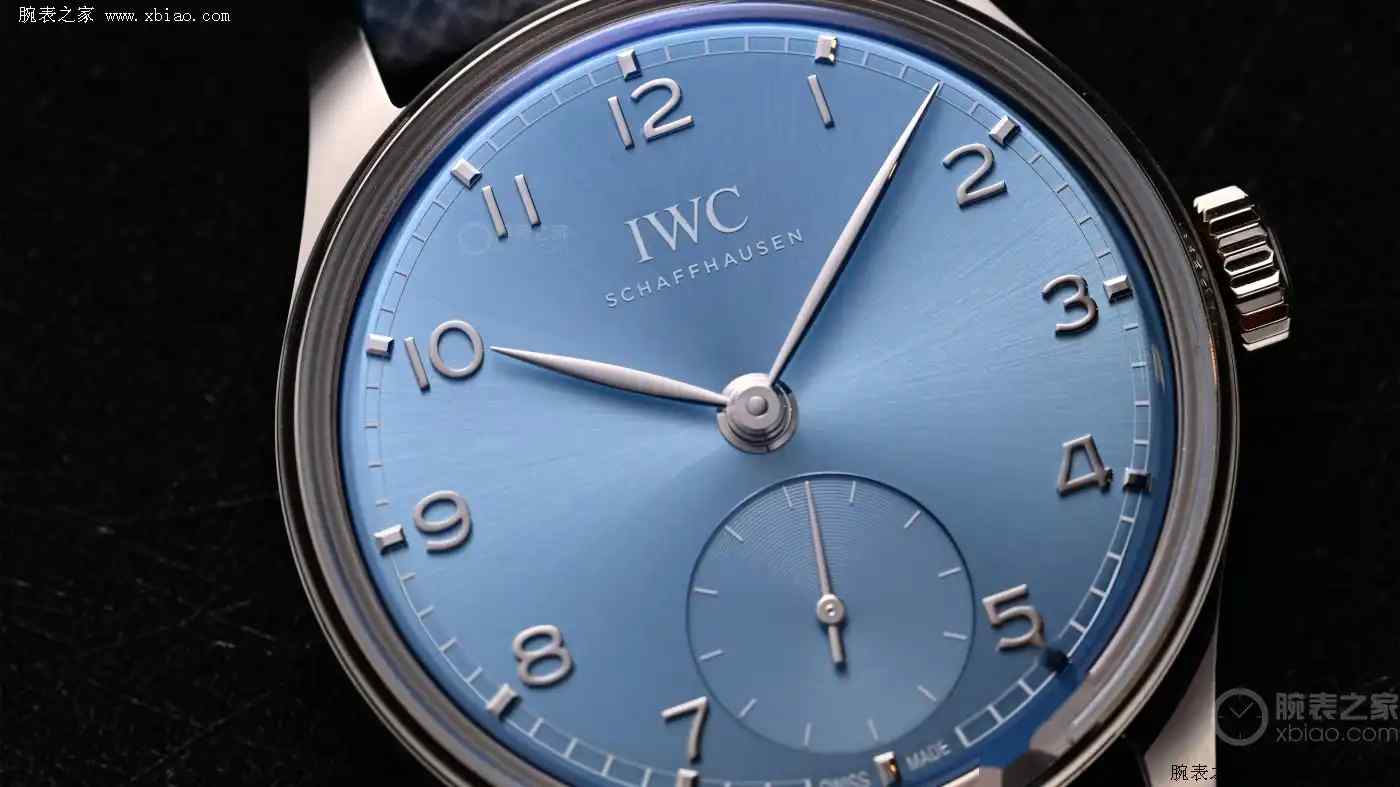 春夏通勤天花板！万国白金冰蓝葡计，这抹蓝让精钢瞬间不香了 | 奈斯探表