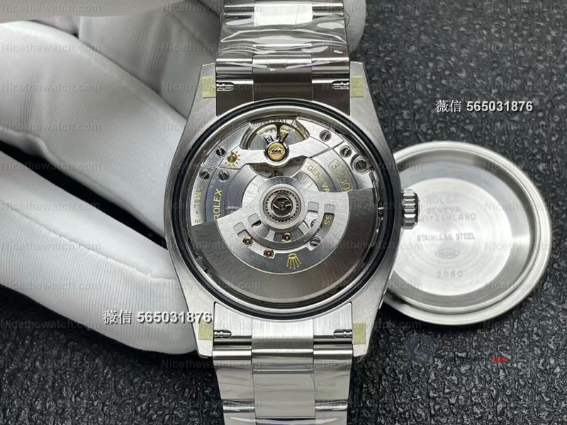 停产款保值率飙升！VS厂彩色气泡+莫兰迪新色对比评测，丹东3230机芯稳如原装 | 奈斯探表