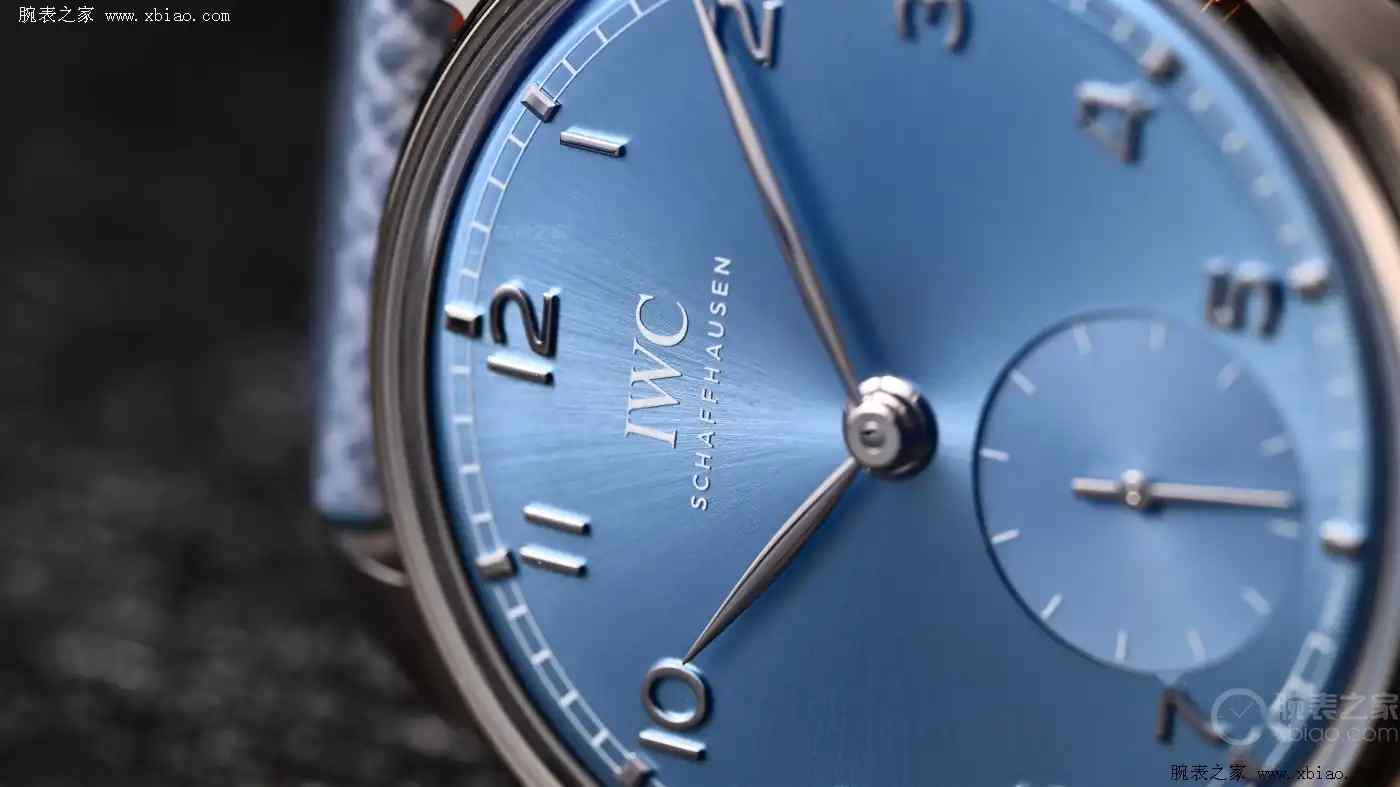 春夏通勤天花板！万国白金冰蓝葡计，这抹蓝让精钢瞬间不香了 | 奈斯探表