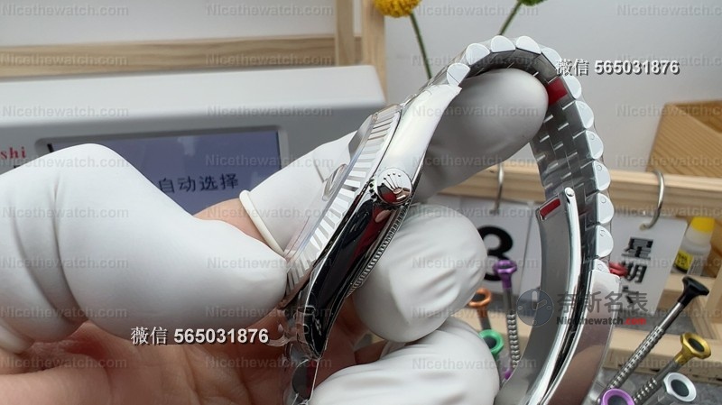 70小时动储+瞬跳日历！这款VS日志型V2，凭什么成为正装表入门首选？ | 奈斯探表