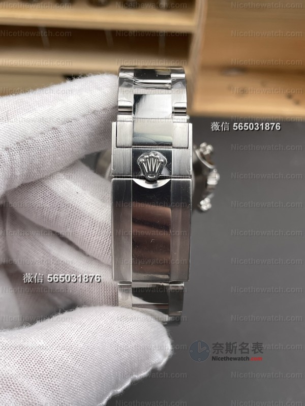 陶瓷圈掉色？小表盘放射纹？VS黑陶迪通拿拆解：铂金粉填充+哑光工艺，细节党看完放心冲 | 奈斯探表