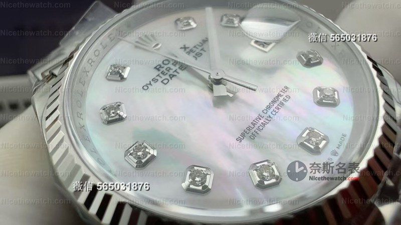 VS厂贝母盘日志实测:丹东3235 V2机芯+彩虹贝母,这款新配色太美了! | 奈斯探表 VS厂贝母盘日志实测:丹东3235 V2机芯+彩虹贝母,这款新配色太美了! | 奈斯探表