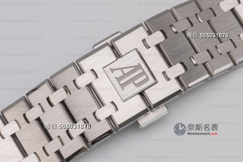 章鱼哥实测：VS厂皇家橡树15510钢王，陶瓷滚珠+4302机芯到底强在哪？ | 奈斯探表