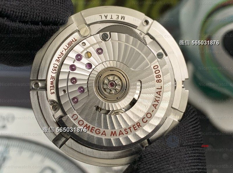 VS厂海马300米V4版,丹东8800机芯+53小时动储,这稳定性真的吊打老款! | 奈斯探表 VS厂海马300米V4版,丹东8800机芯+53小时动储,这稳定性真的吊打老款! | 奈斯探表