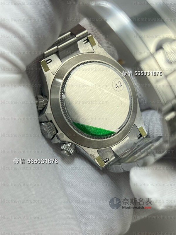 章鱼哥实测：VS厂4130熊猫迪40mm，丹东4130机芯+72小时动储，经典款还能打吗？ | 奈斯探表