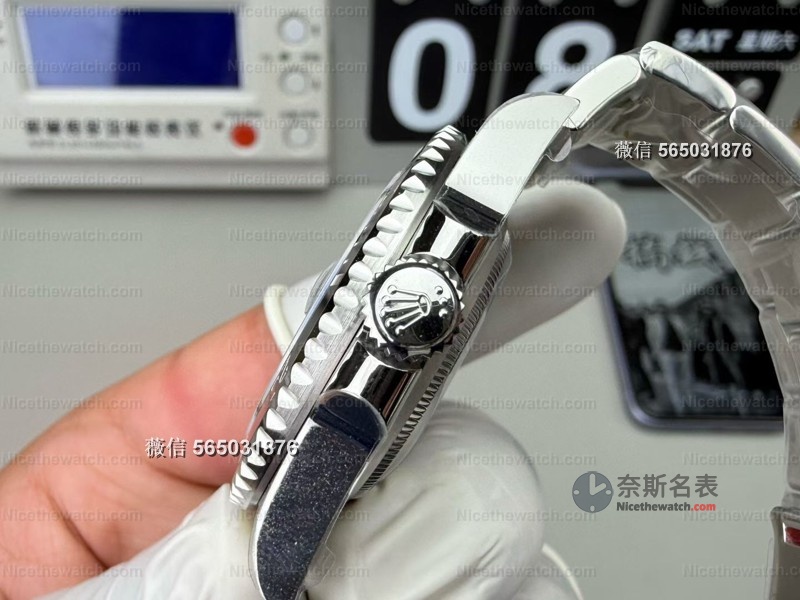 VS厂40mm黑水鬼经典二代,丹东3135机芯+155克配重,这质感真的能对标正品? | 奈斯探表 VS厂40mm黑水鬼经典二代,丹东3135机芯+155克配重,这质感真的能对标正品? | 奈斯探表