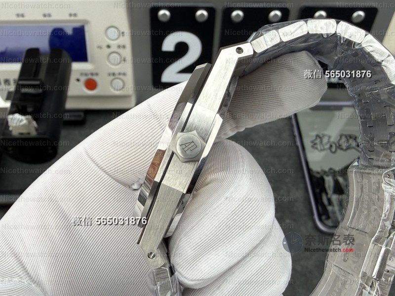 THB厂爱彼15407镂空复刻实测：一体镂空机芯，这款"骨架艺术品"真的顶！ | 奈斯探表