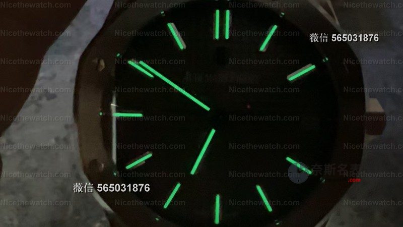 VS厂爱彼15500首测：丹东4302一体机芯+陶瓷滚珠，这次真的把背透做透了！ | 奈斯探表