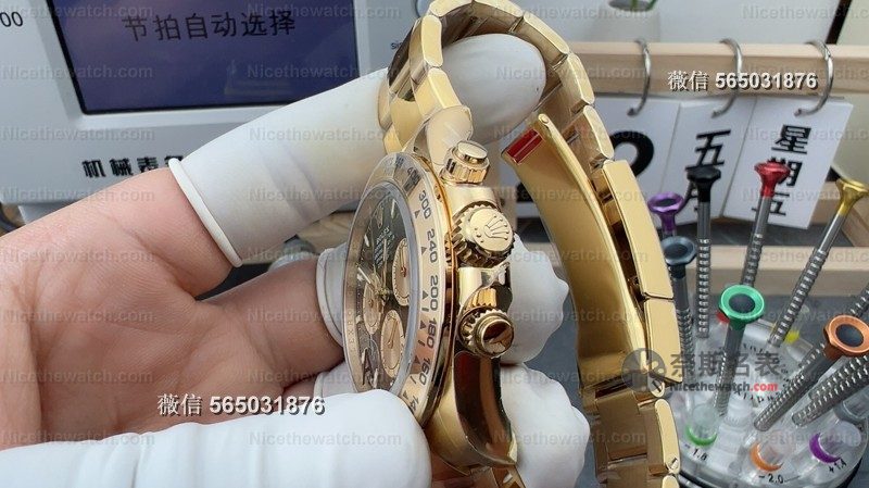 VS厂绿金迪V3实测：184克配重+丹东4131机芯，这款复刻迪太压手了！ | 奈斯探表