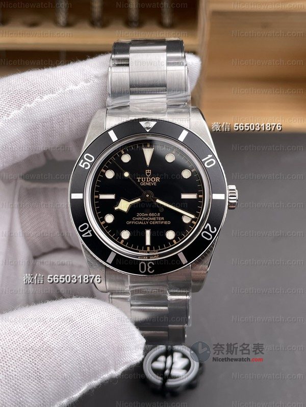 ZF厂帝舵碧湾54型实测:37mm小表径+海鸥2824,这款复古潜水表真的香! | 奈斯探表 ZF厂帝舵碧湾54型实测:37mm小表径+海鸥2824,这款复古潜水表真的香! | 奈斯探表