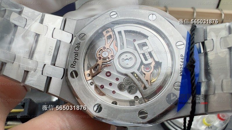 预算有限想戴钢王?ZF厂爱彼16202真实上手报告,优缺点一次给你讲透 | 奈斯探表 预算有限想戴钢王?ZF厂爱彼16202真实上手报告,优缺点一次给你讲透 | 奈斯探表