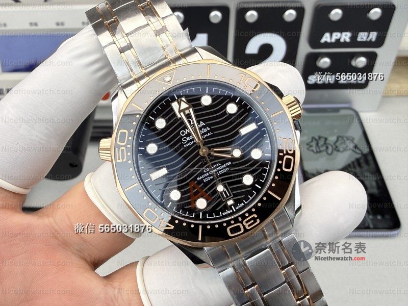 VS 厂海马 300 间玫瑰金实测:丹东 8800 机芯 +54 小时动力,看完再买不踩坑 | 奈斯探表 VS 厂海马 300 间玫瑰金实测:丹东 8800 机芯 +54 小时动力,看完再买不踩坑 | 奈斯探表