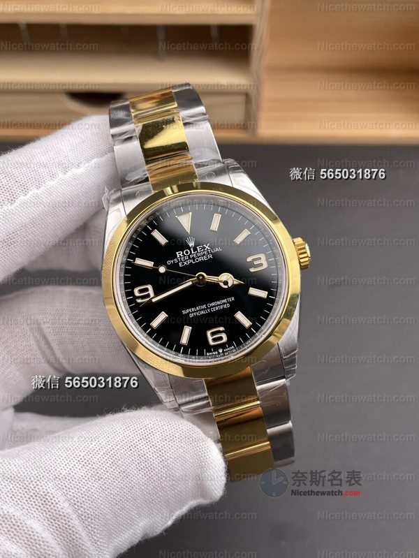 VS 厂探险家一代间金款实测:36mm 小表径 + 丹东 3230,这款小手腕专属太友好了! | 奈斯探表 VS 厂探险家一代间金款实测:36mm 小表径 + 丹东 3230,这款小手腕专属太友好了! | 奈斯探表