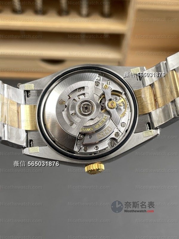 VS 厂探险家一代间金款实测:36mm 小表径 + 丹东 3230,这款小手腕专属太友好了! | 奈斯探表 VS 厂探险家一代间金款实测:36mm 小表径 + 丹东 3230,这款小手腕专属太友好了! | 奈斯探表