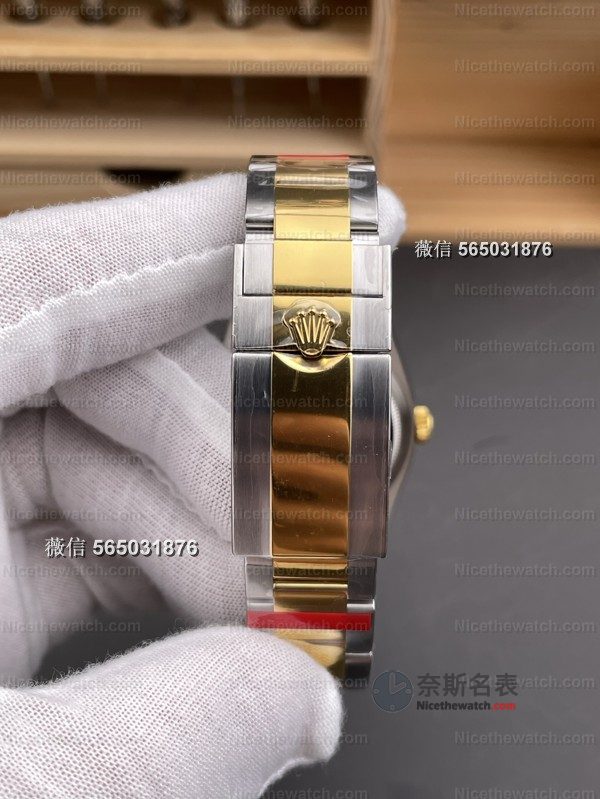 VS 厂探险家一代间金款实测:36mm 小表径 + 丹东 3230,这款小手腕专属太友好了! | 奈斯探表 VS 厂探险家一代间金款实测:36mm 小表径 + 丹东 3230,这款小手腕专属太友好了! | 奈斯探表