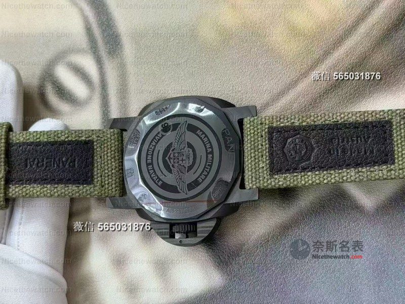 VS 厂沛纳海 1698 实测：碳纤维表壳 +P9000 机芯，这款军表硬汉太硬核了！ | 奈斯探表