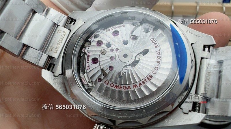 VS 厂海马 150 新款 38mm 实测:丹东 8800 机芯 + 三色可选,这款小手腕专属太友好了! | 奈斯探表 VS 厂海马 150 新款 38mm 实测:丹东 8800 机芯 + 三色可选,这款小手腕专属太友好了! | 奈斯探表