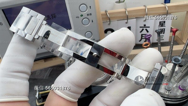 VS 厂海马 150 新款 38mm 实测:丹东 8800 机芯 + 三色可选,这款小手腕专属太友好了! | 奈斯探表 VS 厂海马 150 新款 38mm 实测:丹东 8800 机芯 + 三色可选,这款小手腕专属太友好了! | 奈斯探表