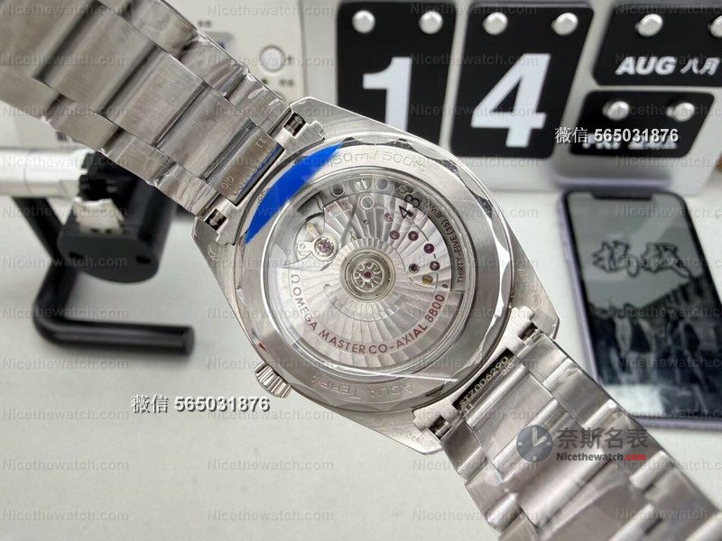 VS 厂海马 150 新款 38mm 实测:柚木盘 + 快调日历,这款小手腕专属太友好了! | 奈斯探表 VS 厂海马 150 新款 38mm 实测:柚木盘 + 快调日历,这款小手腕专属太友好了! | 奈斯探表