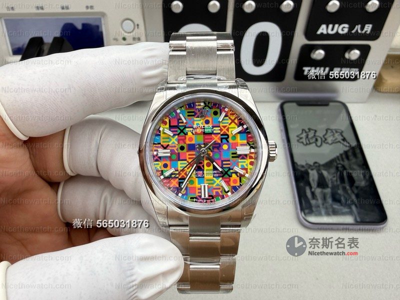 VS 厂蚝式恒动欢乐盘实测:彩色像素盘面 + 丹东 3230,这款艺术复刻太酷了! | 奈斯探表 VS 厂蚝式恒动欢乐盘实测:彩色像素盘面 + 丹东 3230,这款艺术复刻太酷了! | 奈斯探表