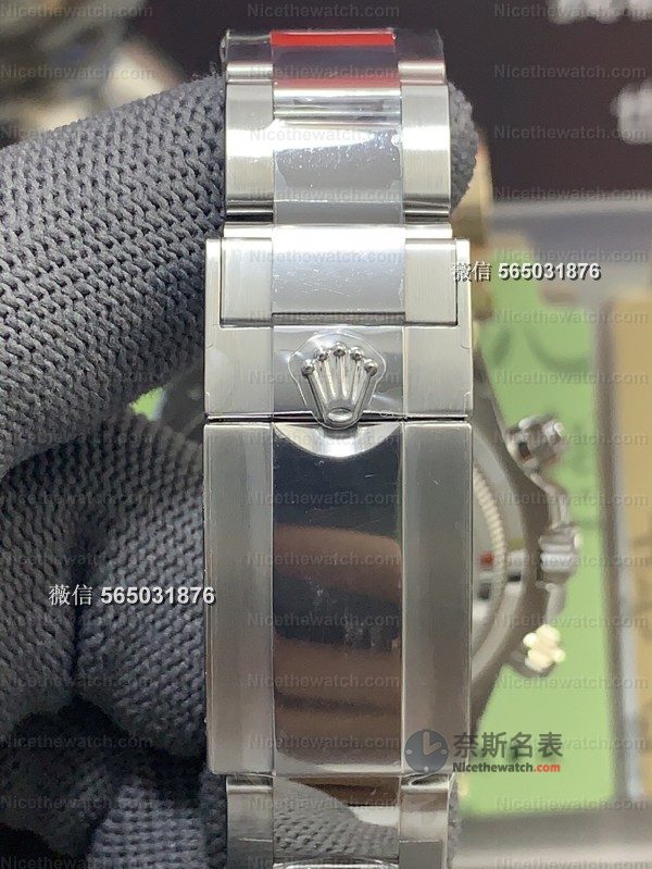 VS 厂蓝猫迪 4131 配重版实测:183 克压手 + 丹东机芯,这款复刻迪太有质感了! | 奈斯探表 VS 厂蓝猫迪 4131 配重版实测:183 克压手 + 丹东机芯,这款复刻迪太有质感了! | 奈斯探表