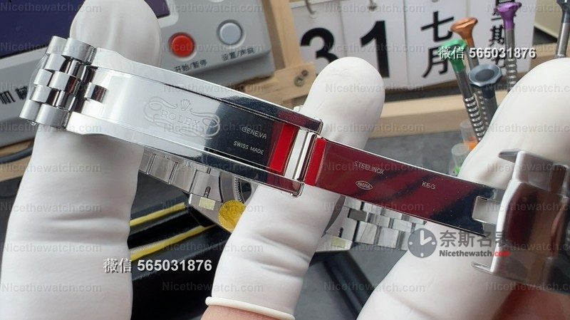 VS 厂灰钻日志无卡度实测:134 克配重 + 丹东 3235,这款复刻日志怎么选? | 奈斯探表 VS 厂灰钻日志无卡度实测:134 克配重 + 丹东 3235,这款复刻日志怎么选? | 奈斯探表