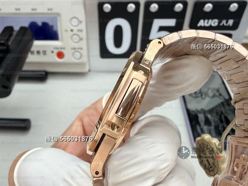 UMI 厂 5712R 配重版实测：200 克压重 +240 一体机芯，这款玫瑰金鹦鹉螺真的顶！ | 奈斯探表