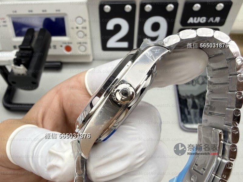 VS 厂海马 150 松石绿实测:丹东 8900 机芯 + 双版本可选,这款通勤复刻太清爽了! | 奈斯探表 VS 厂海马 150 松石绿实测:丹东 8900 机芯 + 双版本可选,这款通勤复刻太清爽了! | 奈斯探表