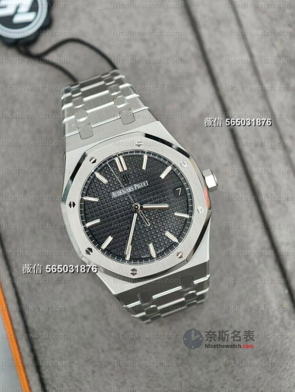 ZF 厂爱彼 15500 全新升级实测:4302 一体无卡度机芯,这款复刻钢王能否登顶? | 奈斯探表 ZF 厂爱彼 15500 全新升级实测:4302 一体无卡度机芯,这款复刻钢王能否登顶? | 奈斯探表