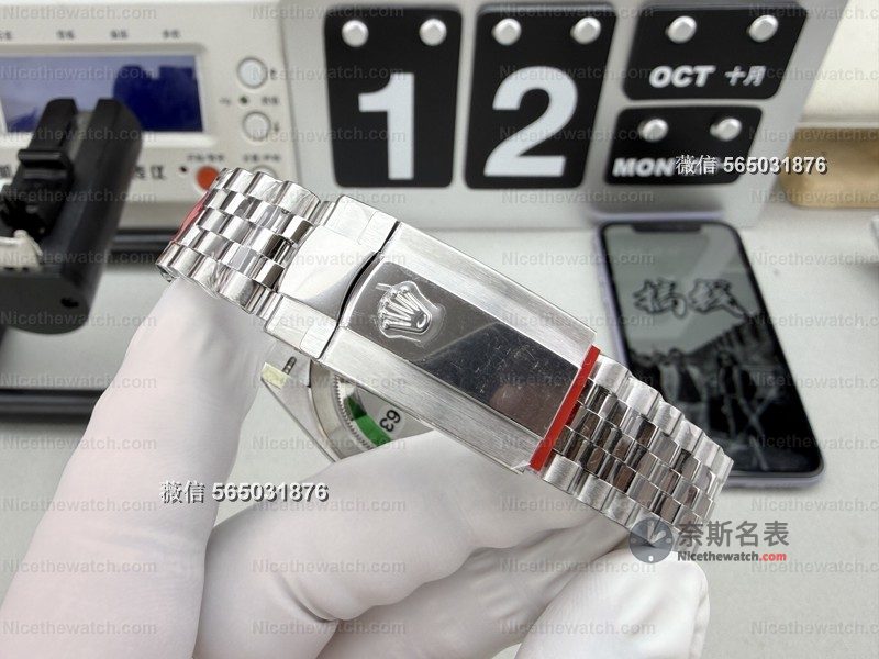 VS厂灰钻日志V2版深度拆解:三层镀铂金圈口+27颗滚珠3235机芯,细节到底有多顶? | 奈斯探表 VS厂灰钻日志V2版深度拆解:三层镀铂金圈口+27颗滚珠3235机芯,细节到底有多顶? | 奈斯探表